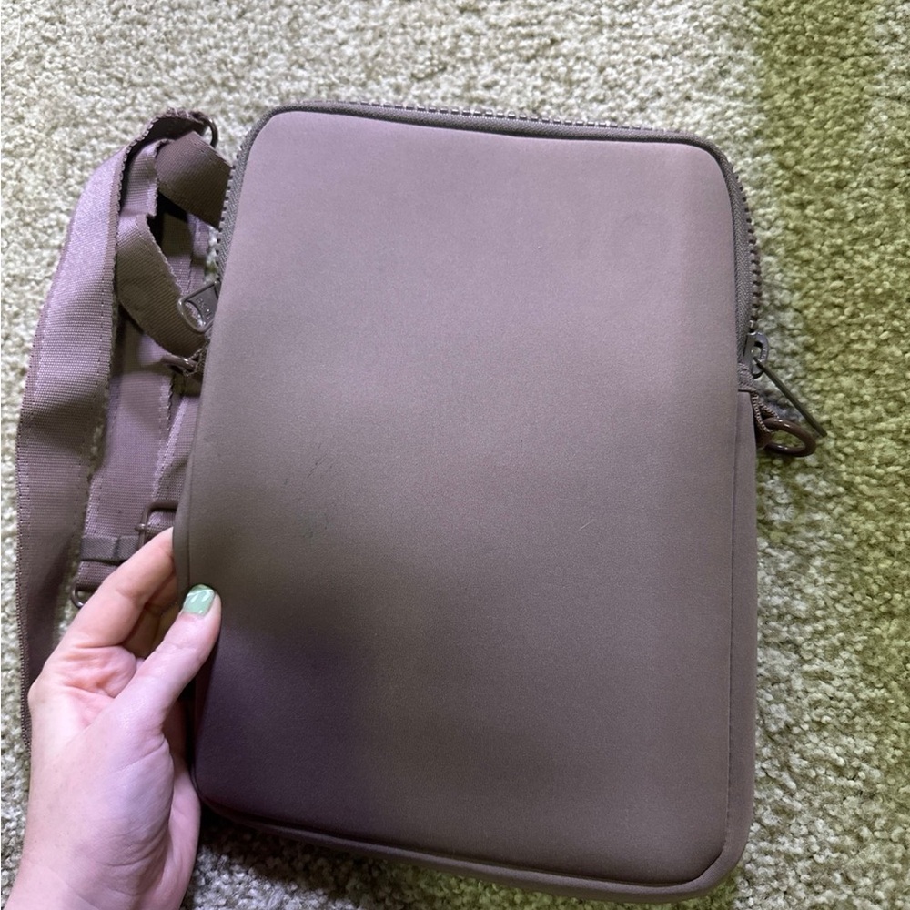 Dange Dover laptop/ipad case